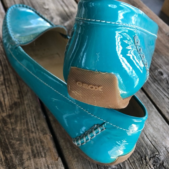 Blue patent Geox loafers - Picture 2 of 2